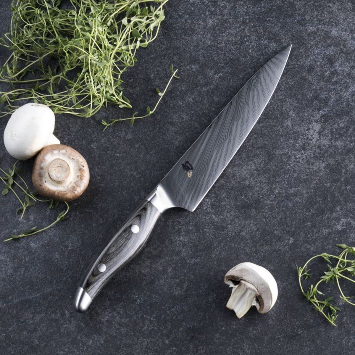 KAI SHUN NAGARE Santoku (18cm)