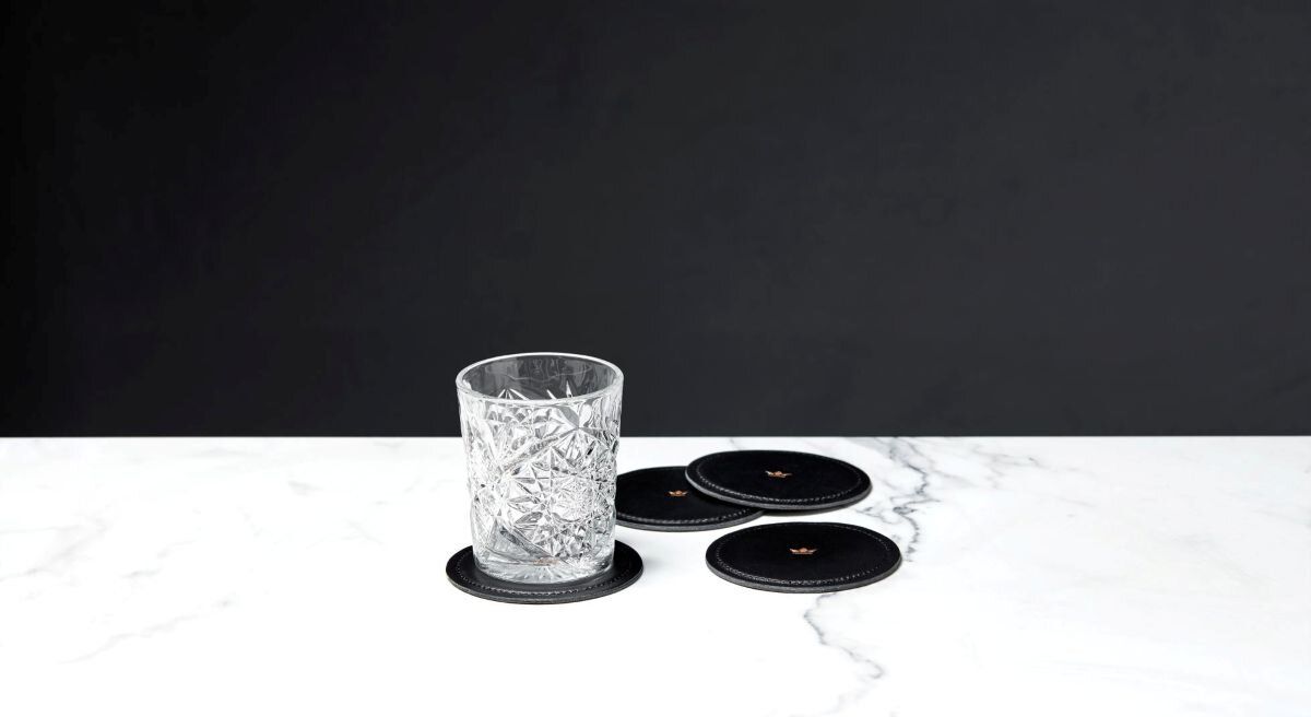 DUTCHDELUXES Drikkebrikke i skinn 4pk, Svart